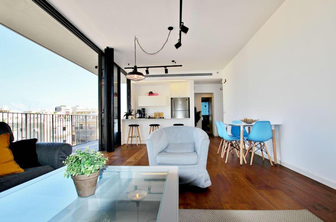 Căn hộ Beautiful 2 Bed On The