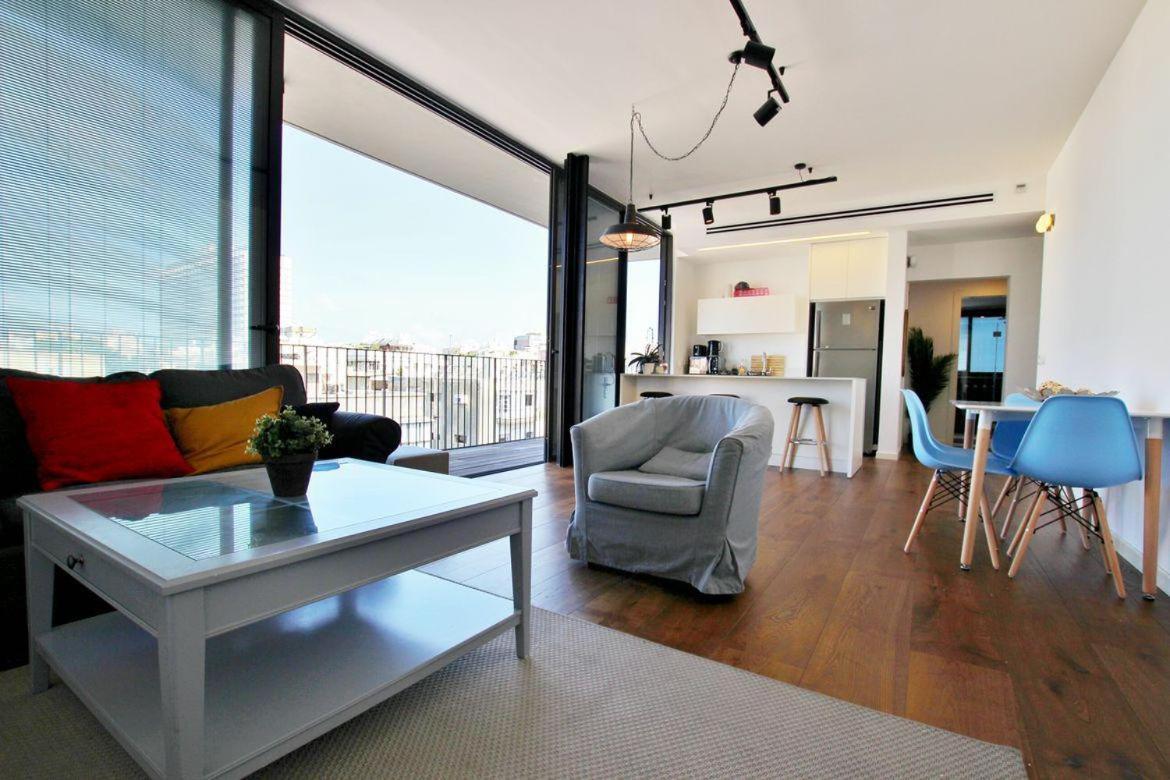 Căn hộ Beautiful 2 Bed On The